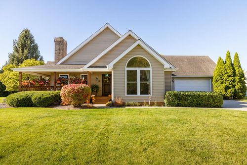 143 Bush Dr, Elwood, IL, 60421-9782 | Card Image