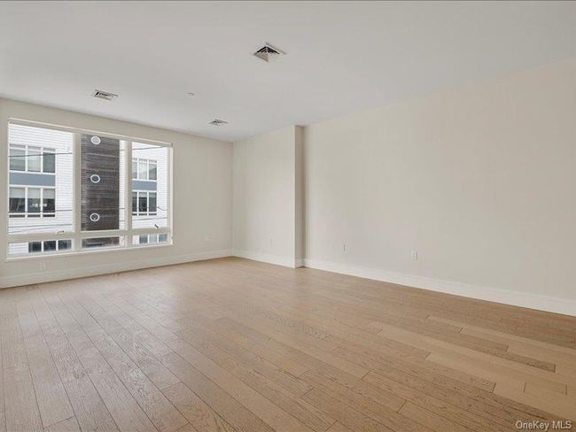 156 Beach 5 Th St, Home with 0 bedrooms, 1 bathrooms and null parking in Far Rockaway NY | Image 26
