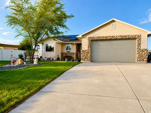 262 E Poplar Ct, Garland, UT, 84312-9416 | Card Image