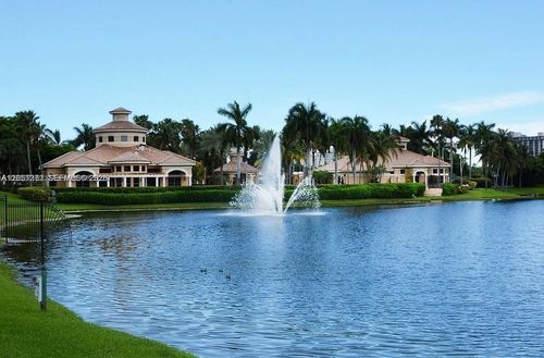 957-957 N Harbor View, Hollywood, FL, 33019 | Card Image