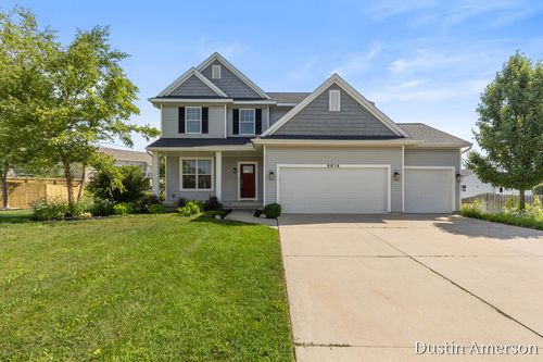 5814 Sage River Ct Sw, Wyoming, MI, 49418-8346 | Card Image
