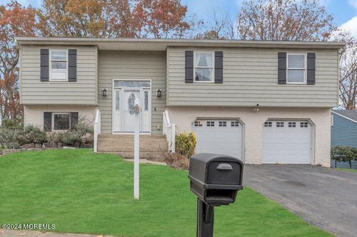 29 Cannon Ball Drive, Howell, NJ, 07731 | Card Image