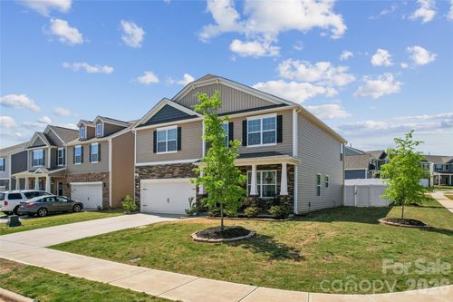 162 Giant Oak Ave, Statesville, NC, 28677-8745 | Card Image
