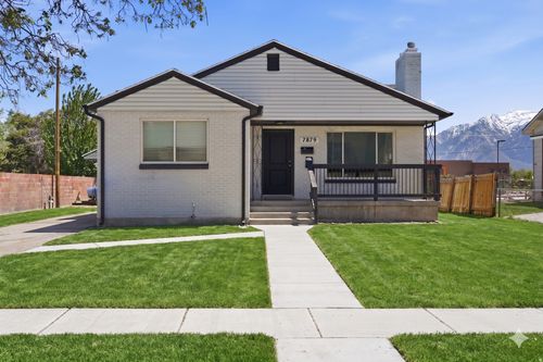 7879 Oak St, Midvale, UT, 84047-7409 | Card Image