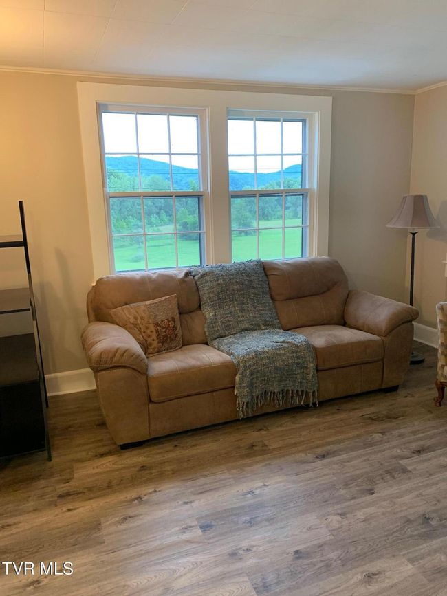 626 N Mohawk Dr, House other with 2 bedrooms, 1 bathrooms and null parking in Erwin TN | Image 9