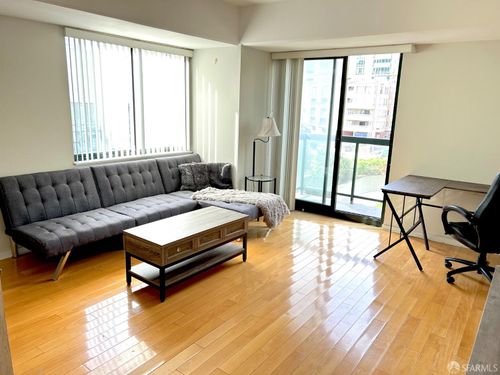 apt-204-1 Daniel Burnham Ct, San Francisco, CA, 94109-5460 | Card Image