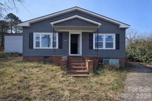 543 Salisbury St, Wadesboro, NC, 28170-2064 | Card Image