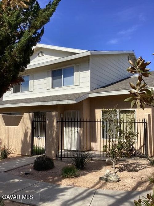 unit-a-39225 10th St W, Palmdale, CA, 93551-3705 | Card Image