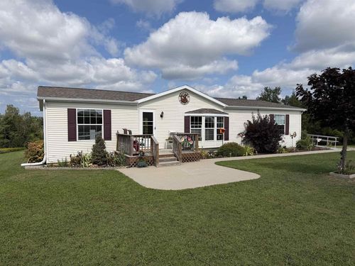 W8360 County Road Q, Pound, WI, 54161 | Card Image