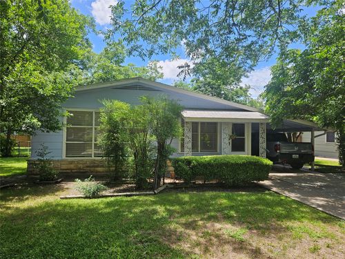 1003 Gilmore St, Taylor, TX, 76574-1538 | Card Image