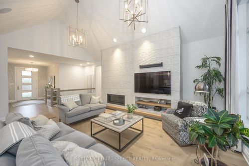 346 Bradwell Chase, London, ON, N6G0P7 | Card Image