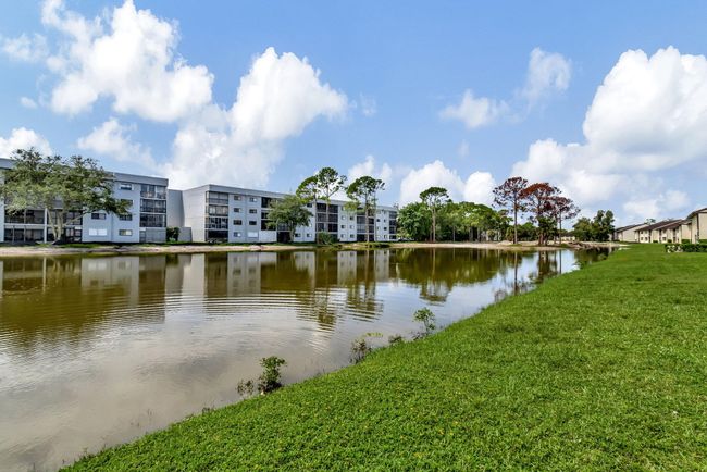 APT-201 - 7618 Tahiti Ln, Condo with 3 bedrooms, 2 bathrooms and null parking in Lake Worth FL | Image 46