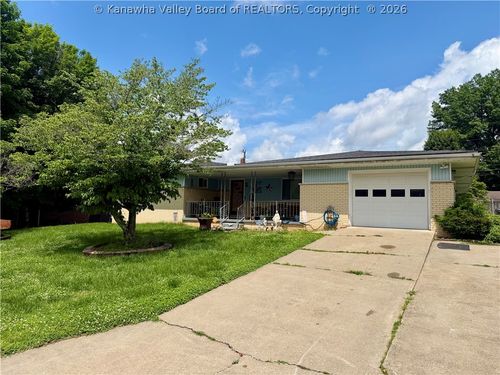 703 Mcintosh Ave, Ravenswood, WV, 26164-1427 | Card Image