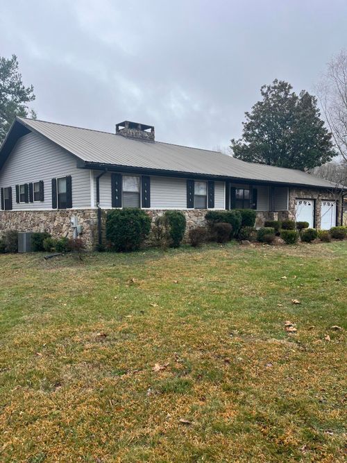 5651 S York Hwy, Grimsley, TN, 38565-5042 | Card Image
