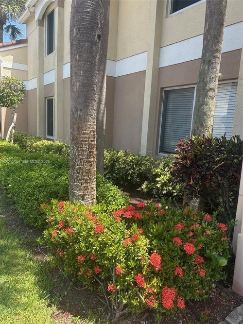 2-202-815 W Boynton Beach Blvd, Boynton Beach, FL, 33426-3665 | Card Image