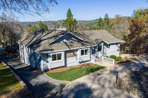 11716 Inverness Way, Auburn, CA, 95602 | Card Image