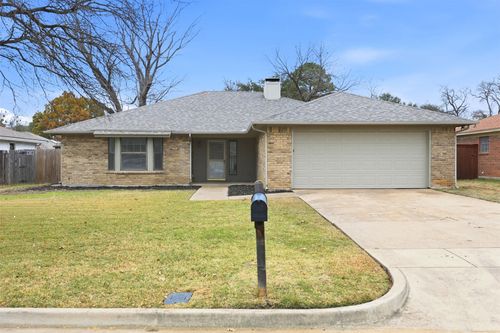 1021 Westminster Ln, Mansfield, TX, 76063-2561 | Card Image