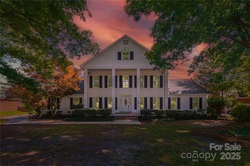 400 Millstone Rd, Florence, SC, 29505-3920 | Card Image