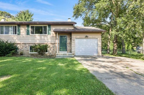 718 Bickley Court, Stoughton, WI, 53589 | Card Image