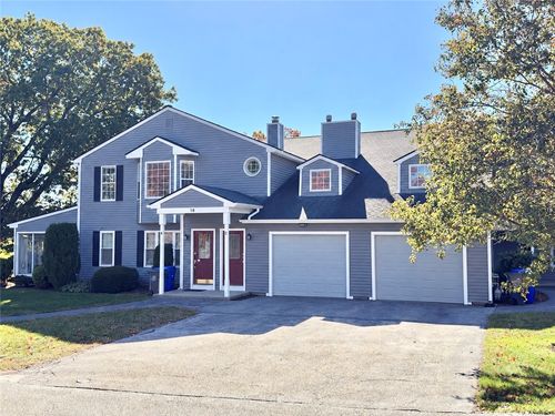 c-18 Pond Ct, North Providence, RI, 02904 | Card Image