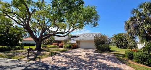 3919 Torrey Pines Blvd, SARASOTA, FL, 34238-2834 | Card Image