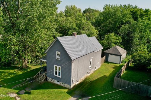 30 W Decker St, Johnstown, NY, 12095-1101 | Card Image