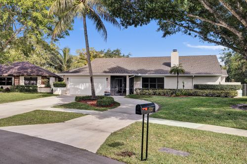 772 Juniper Pl, Wellington, FL, 33414-8169 | Card Image
