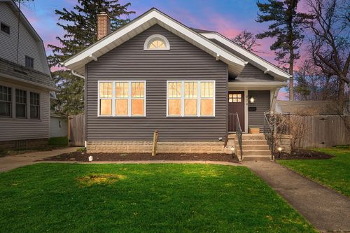 474 Park Ave, Valparaiso, IN, 46385-4674 | Card Image