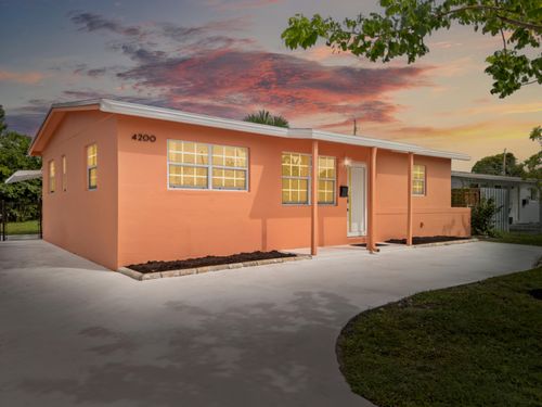 4200 Nw 12th Ave, Oakland Park, FL, 33309-4617 | Card Image