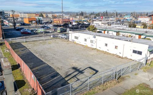 321 State Ave N, Kent, WA, 98030 | Card Image