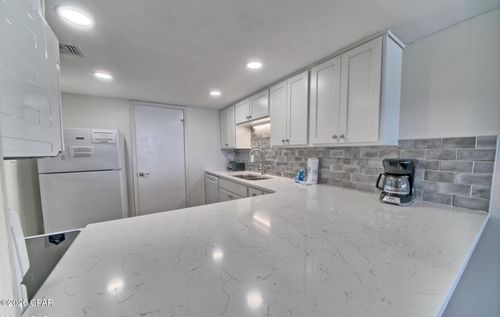 b3-506-23223 Front Beach Rd, Panama City Beach, FL, 32413-1008 | Card Image