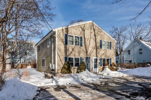 24 Franklin Pl, Beverly, MA, 01915-5804 | Card Image