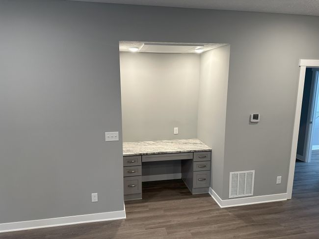 863 E Harrison St, Condo with 3 bedrooms, 3 bathrooms and null parking in Martinsville IN | Image 8