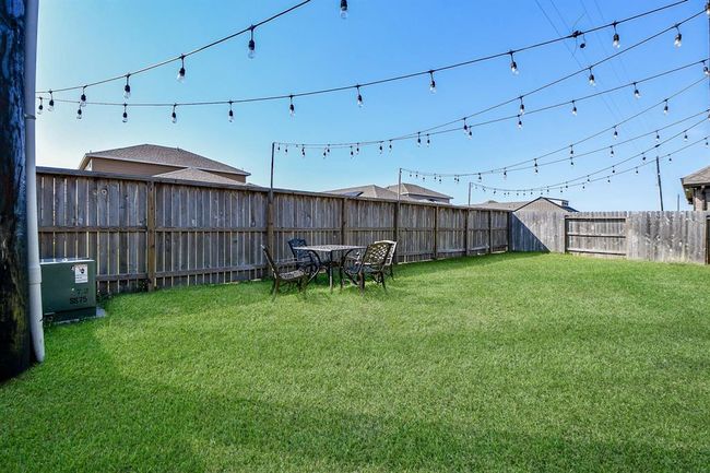 2626 Summer Indigo Trl, House other with 5 bedrooms, 3 bathrooms and 2 parking in Pearland TX | Image 50