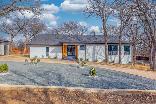 8713 Clay Hibbins Rd, Keller, TX, 76248-0207 | Card Image