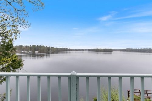 3 Drew Ln, Kingston, NH, 03848-3248 | Card Image