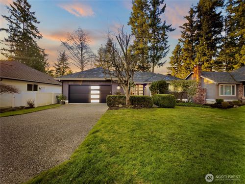 4017 239th Pl Se, Sammamish, WA, 98029-7588 | Card Image