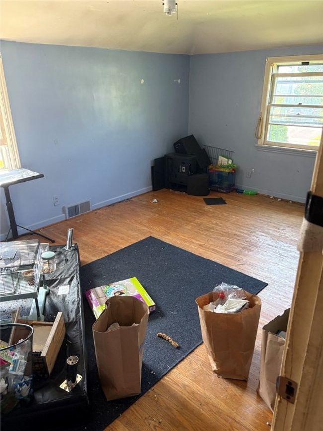 262 Simpson Rd, House other with 3 bedrooms, 2 bathrooms and null parking in Irondequoit NY | Image 9