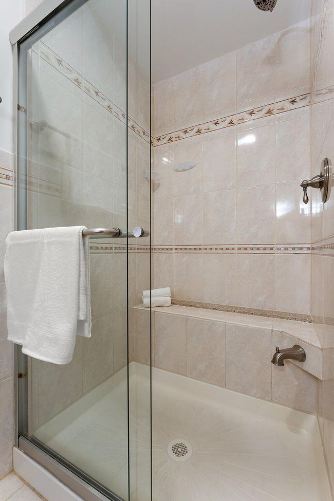 39-web-or-mls-DSC09418 | Image 36