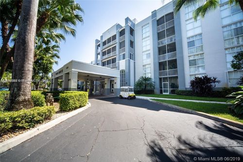 apt-520-9725 Nw 52nd St, Doral, FL, 33178-2081 | Card Image