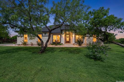 110 County Road 3829, San Antonio, TX, 78253-6853 | Card Image