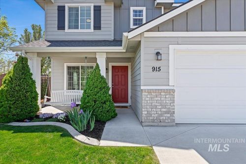 915 Ione Ave, Middleton, ID, 83644-6065 | Card Image