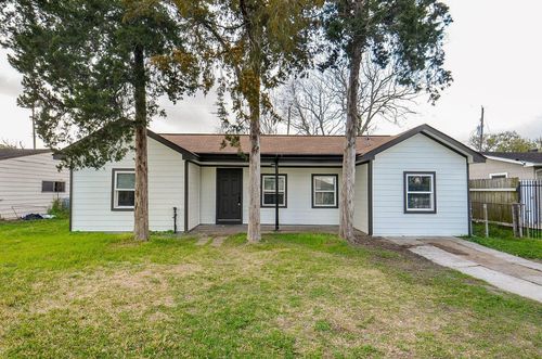 7424 Stanwick Drive, Houston, TX, 77087 | Card Image