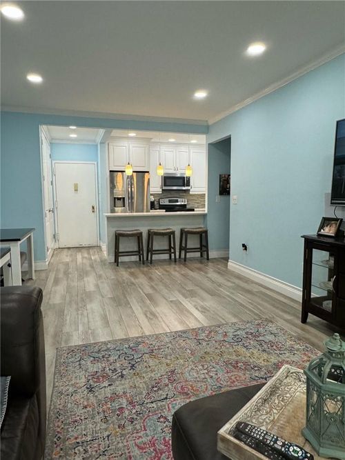 apt-207-50 Columbus Ave, Eastchester, NY, 10707-2528 | Card Image