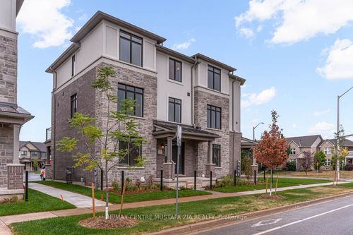 2717 Westoak Trails Blvd, Oakville, ON, L6M5T1 | Card Image