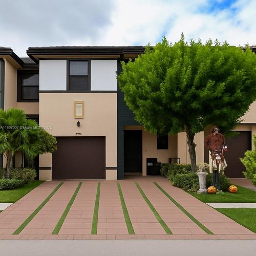 15930 Nw 91st Ct, Miami Lakes, FL, 33018-6362 | Card Image