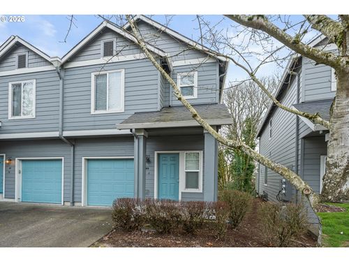 b8-810 E 9th St, Newberg, OR, 97132-3460 | Card Image