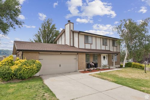 1074 E Spring Ridge Dr, Sandy, UT, 84094-5836 | Card Image
