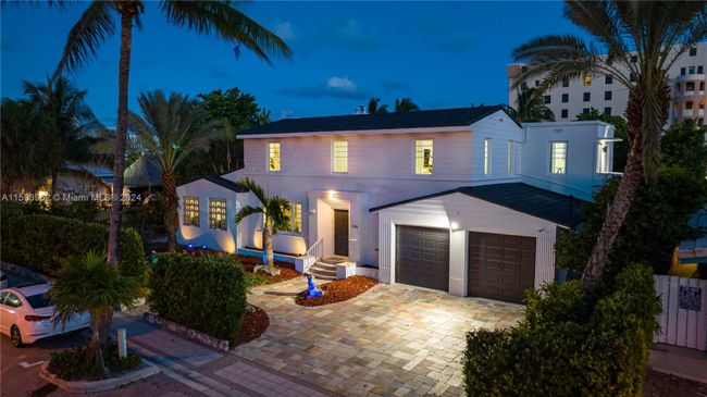 320 Polk St, House other with 6 bedrooms, 4 bathrooms and null parking in Hollywood FL | Image 1