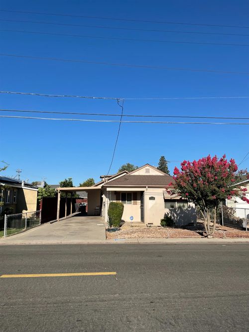 1506 Mitchell Ave, Escalon, CA, 95320-2054 | Card Image